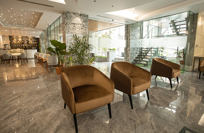 Why do People Choose a Private Lounge